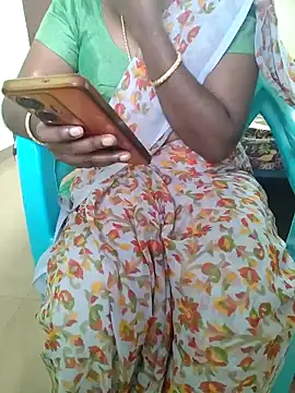 Snapshot of Tamil_roja69 chatting on January 24, 12:41 pm Tamil roja69 online show from January 24, 12:41 pm