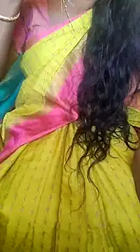Snapshot of Tamil_roja69 chatting on February 18, 5:31 am Tamil roja69 online show from February 18, 5:31 am
