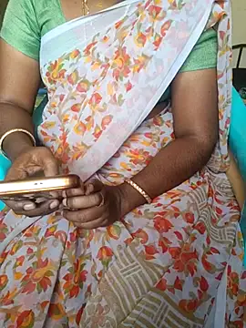 Snapshot of Tamil_roja69 chatting on March 7, 6:46 am Tamil roja69 online show from March 7, 6:46 am