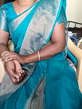 Snapshot of Tamil_roja69 chatting on March 10, 5:33 am Tamil roja69 online show from March 10, 5:33 am