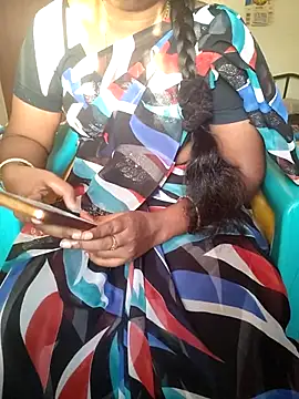 Snapshot of Tamil_roja69 chatting on March 20, 12:22 pm Tamil roja69 online show from March 20, 12:22 pm