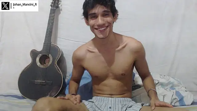 Snapshot of Johan_Mancini_R chatting on December 21, 3:41 pm Johan Mancini R online show from December 21, 3:41 pm