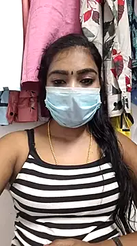 Snapshot of meena_27 chatting on January 31, 6:25 pm meena 27 online show from January 31, 6:25 pm