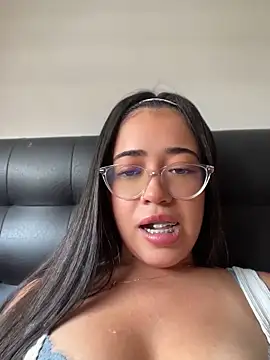 Liam OH online show from April 12, 8:47 pm