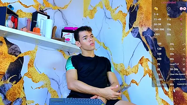 Snapshot of Nijinsky_LatinBoy chatting on September 25, 11:03 am Nijinsky LatinBoy online show from September 25, 11:03 am