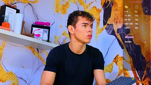 Snapshot of Nijinsky_LatinBoy chatting on October 5, 11:19 am Nijinsky LatinBoy online show from October 5, 11:19 am