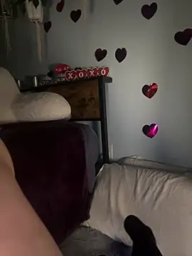 AlessasRoom online show from February 13, 7:59 am