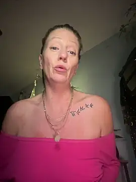 AlessasRoom online show from May 3, 5:13 am