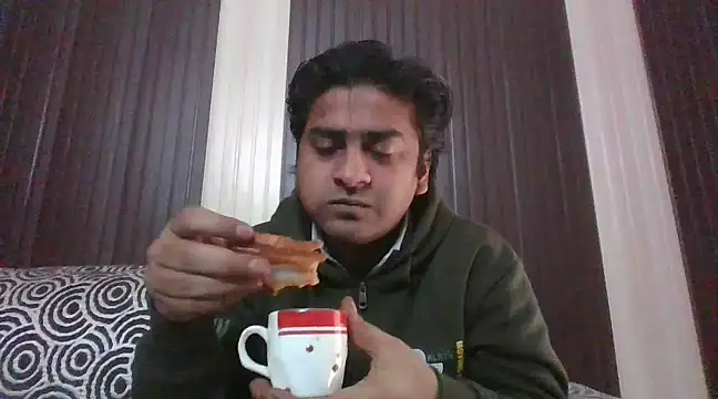 indihotguy online show from February 8, 6:54 am