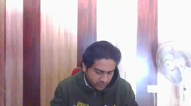 indihotguy online show from February 12, 7:13 am