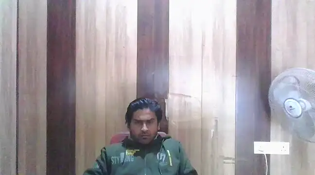 indihotguy online show from February 12, 10:24 am