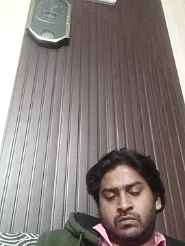 indihotguy online show from February 21, 5:53 pm