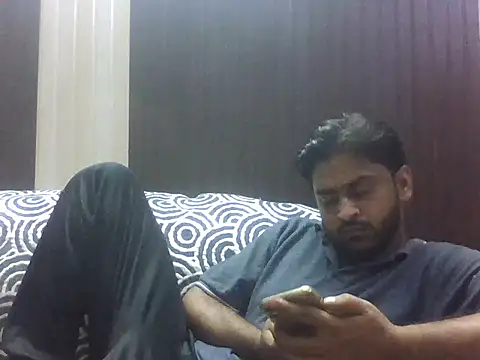 indihotguy online show from October 1, 2:12 pm