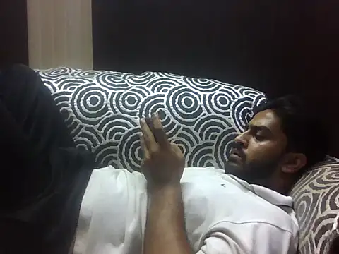 indihotguy online show from October 7, 2:14 pm