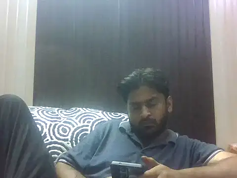 indihotguy online show from October 9, 1:42 pm