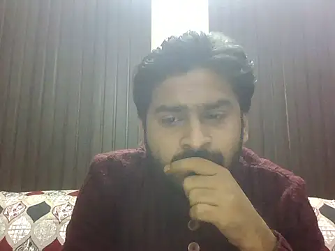 indihotguy online show from November 8, 4:29 pm