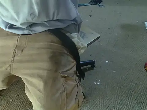 poesnuus999 online show from November 8, 7:45 pm