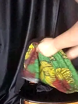 Queen-BD online show from February 4, 11:38 am