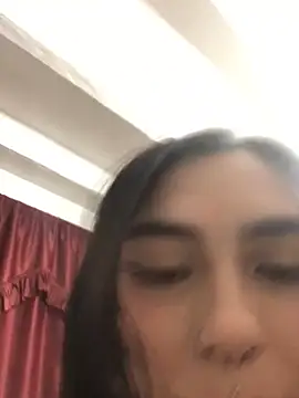 Snapshot of Keyyysi chatting on March 11, 4:10 am Keyyysi online show from March 11, 4:10 am