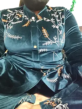 tanvihot2 online show from December 18, 7:14 am