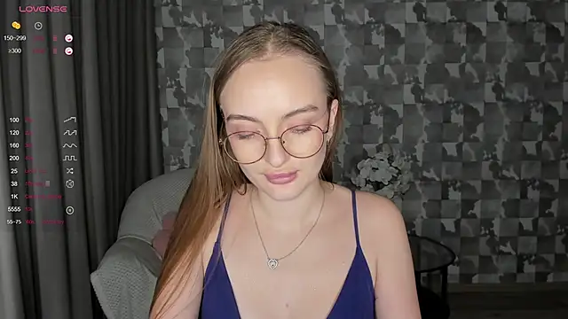 A delina online show from February 27, 8:53 pm