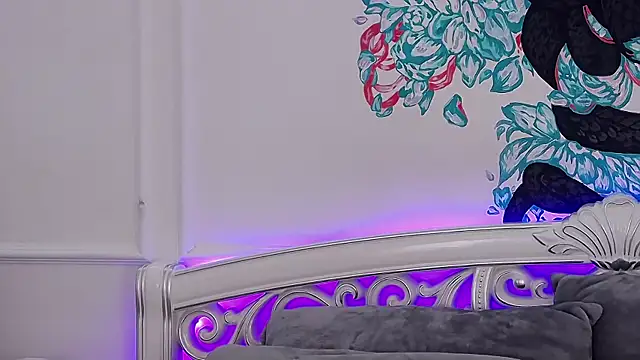 KimKhallifa online show from January 4, 12:59 am