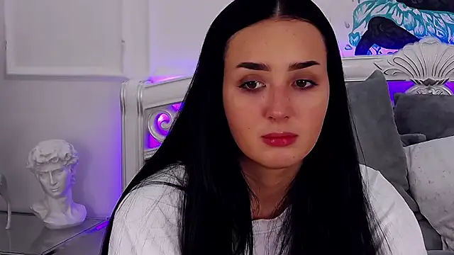 KimKhallifa online show from January 4, 7:13 am