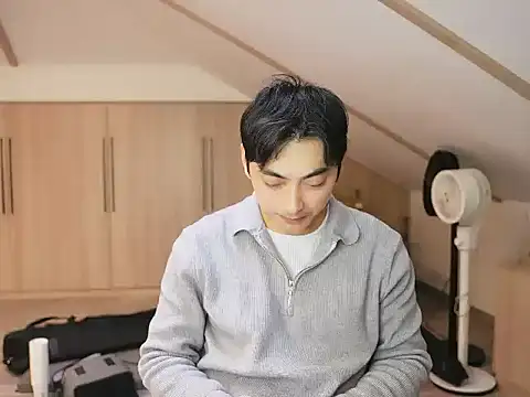 Snapshot of chinalover4199 chatting on January 8, 4:59 am chinalover4199 online show from January 8, 4:59 am