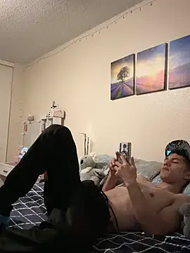 Snapshot of ansdarken chatting on December 28, 2:01 am ansdarken online show from December 28, 2:01 am