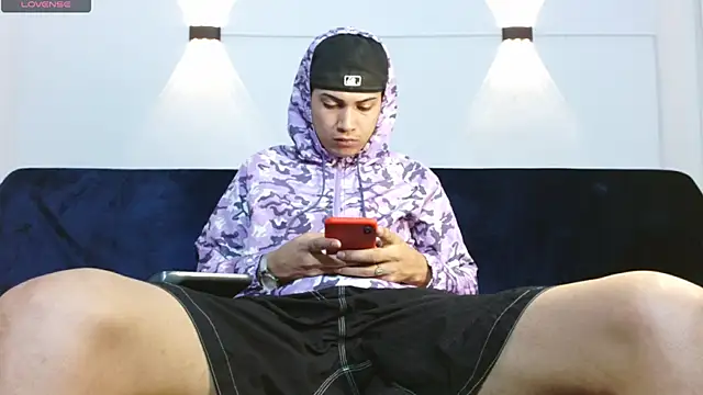 Br4ndxpimm online show from September 26, 4:22 pm