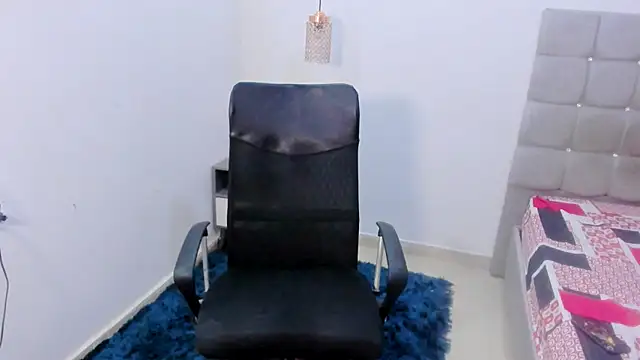 Snapshot of Br4ndxpimm chatting on March 14, 3:28 pm Br4ndxpimm online show from March 14, 3:28 pm