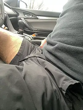 MrLatinKing online show from December 31, 6:46 pm