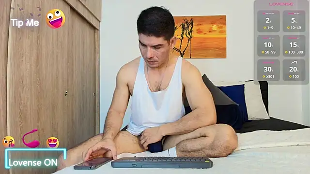 Snapshot of Andrewstelle_coleman chatting on October 20, 1:11 pm Andrewstelle coleman online show from October 20, 1:11 pm