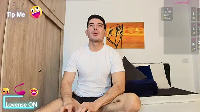 Snapshot of Andrewstelle_coleman chatting on October 24, 2:24 pm Andrewstelle coleman online show from October 24, 2:24 pm