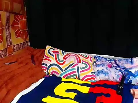 Thickbootykim online show from May 16, 12:07 am