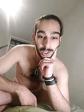 Snapshot of Levi_Latino chatting on November 15, 12:30 am Levi Latino online show from November 15, 12:30 am