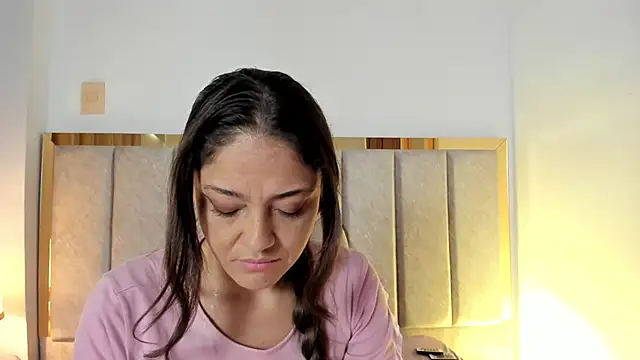 EloiseQuinn online show from October 14, 1:23 pm