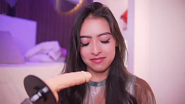 Snapshot of Camila_dupont chatting on March 9, 4:05 am Camila dupont online show from March 9, 4:05 am