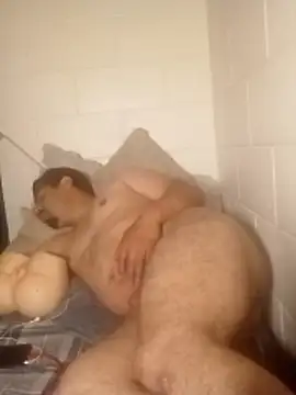 k1oudE online show from February 19, 5:53 pm