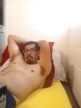 k1oudE online show from March 9, 4:38 am