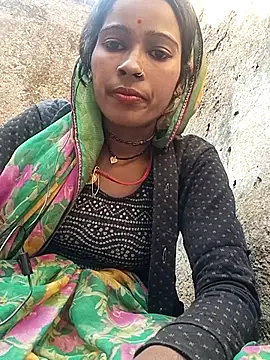 Snapshot of Arini_Arora chatting on January 30, 4:37 am Arini Arora online show from January 30, 4:37 am