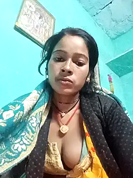 Snapshot of Arini_Arora chatting on January 31, 7:29 pm Arini Arora online show from January 31, 7:29 pm