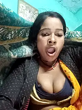 Snapshot of Arini_Arora chatting on January 31, 11:13 pm Arini Arora online show from January 31, 11:13 pm