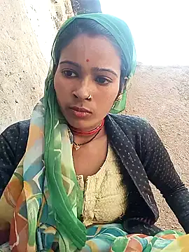 Snapshot of Arini_Arora chatting on February 2, 5:53 am Arini Arora online show from February 2, 5:53 am