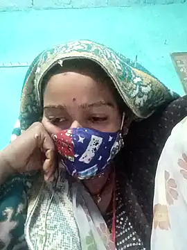 Snapshot of Arini_Arora chatting on February 10, 11:23 pm Arini Arora online show from February 10, 11:23 pm