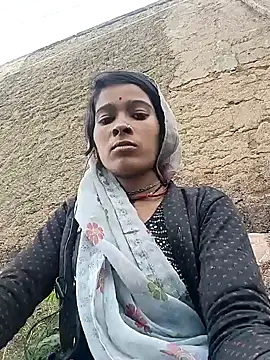 Snapshot of Arini_Arora chatting on February 12, 10:46 am Arini Arora online show from February 12, 10:46 am