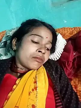 Snapshot of Arini_Arora chatting on February 13, 2:01 am Arini Arora online show from February 13, 2:01 am