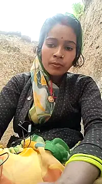 Snapshot of Arini_Arora chatting on February 18, 10:16 am Arini Arora online show from February 18, 10:16 am