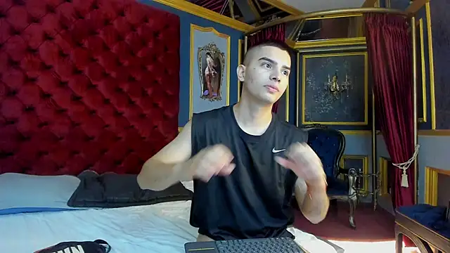 Snapshot of MarcoVitto chatting on January 23, 9:50 am MarcoVitto online show from January 23, 9:50 am