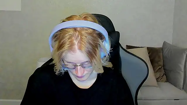 ElizabethHarpper online show from September 26, 1:09 am